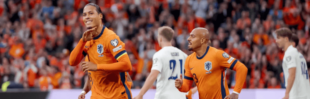 Van Dijk and Malen in Netherlands base camp announcement.