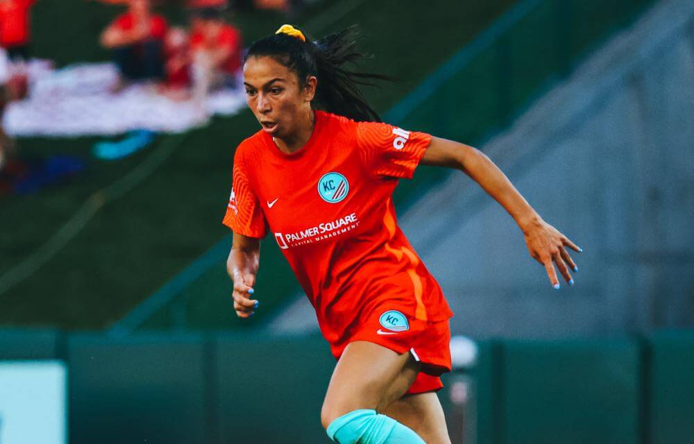 Kansas City Current Midfielder Victoria Pickett Nominated for 2021 NWSL ...