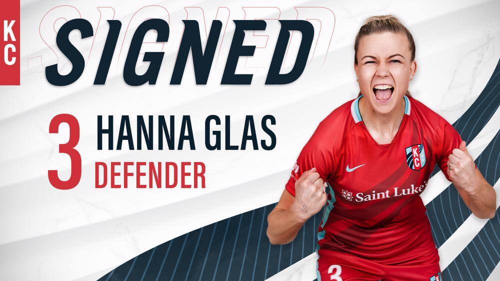 Kansas City Current sign Swedish International defender Hanna Glas  Kansas City Current