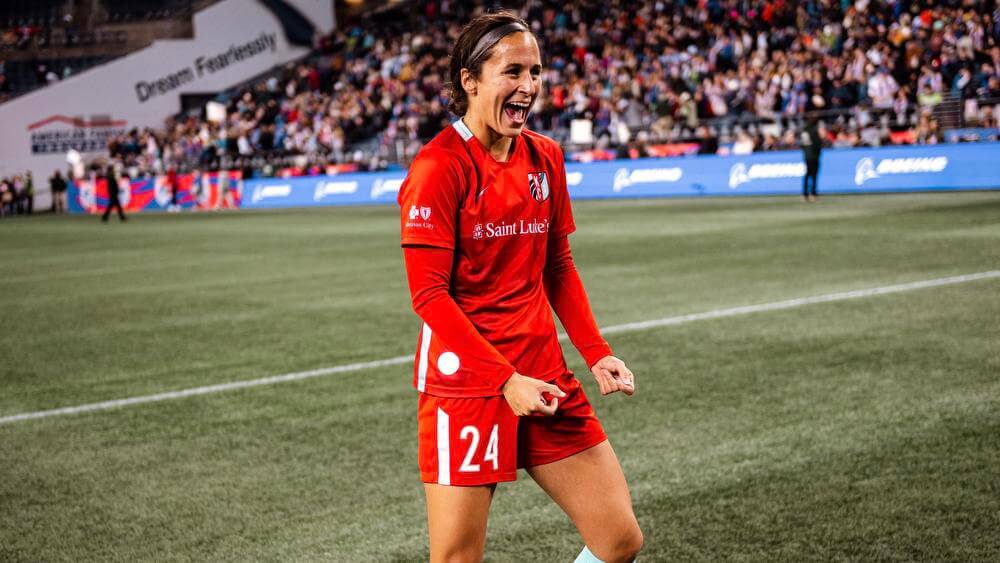 Defender Taylor Leach Announces Retirement Kansas City Current