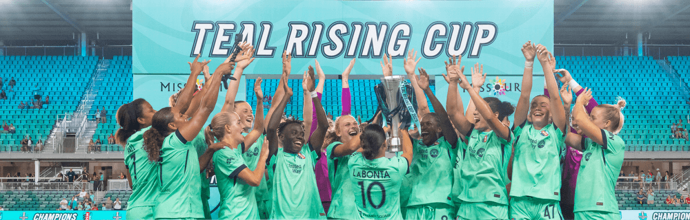 KC Current team championship celebration photo as cover graphic for Match report.