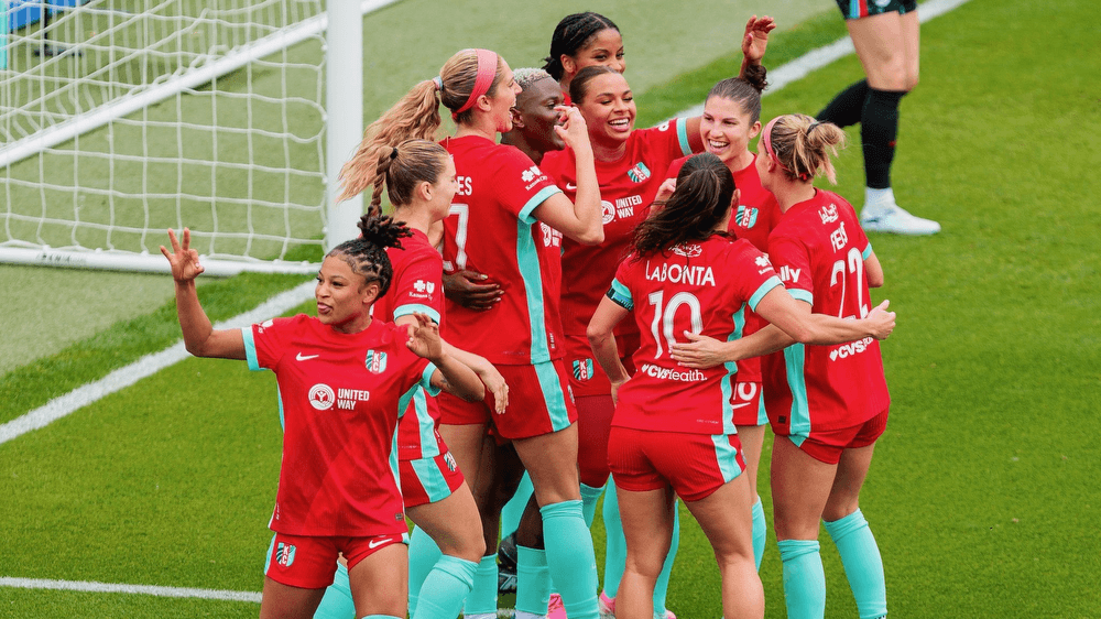 Match Report: Kansas City Current Rides Historic Hat Trick to 3-0 Mother’s Day Victory over Chicago Stars FC Kansas City Current